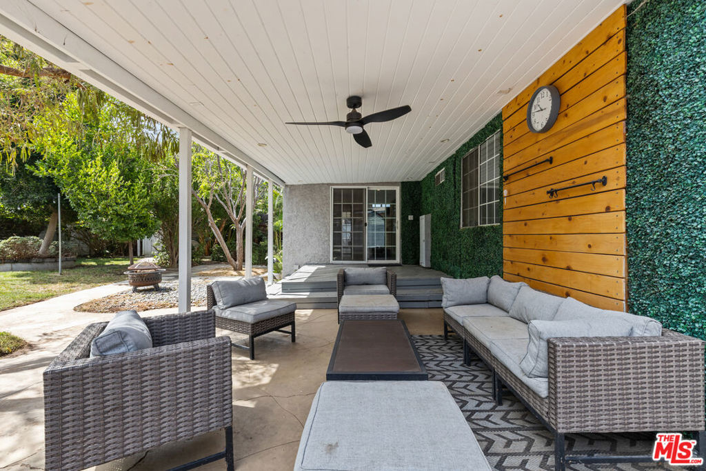 7048 Zelzah Avenue Property Photo 27
