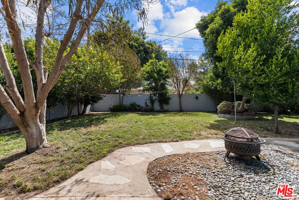 7048 Zelzah Avenue Property Photo 29