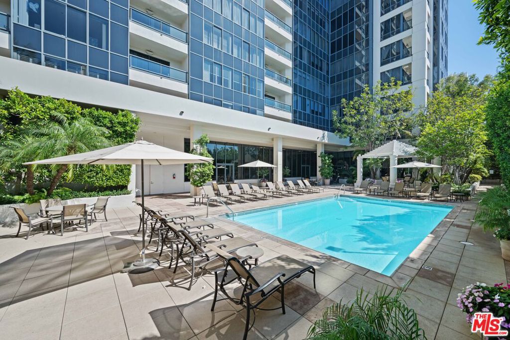 10724 Wilshire Boulevard 1001 Property Photo 18