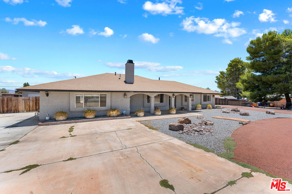 15361 Mondamon Road Property Photo 6