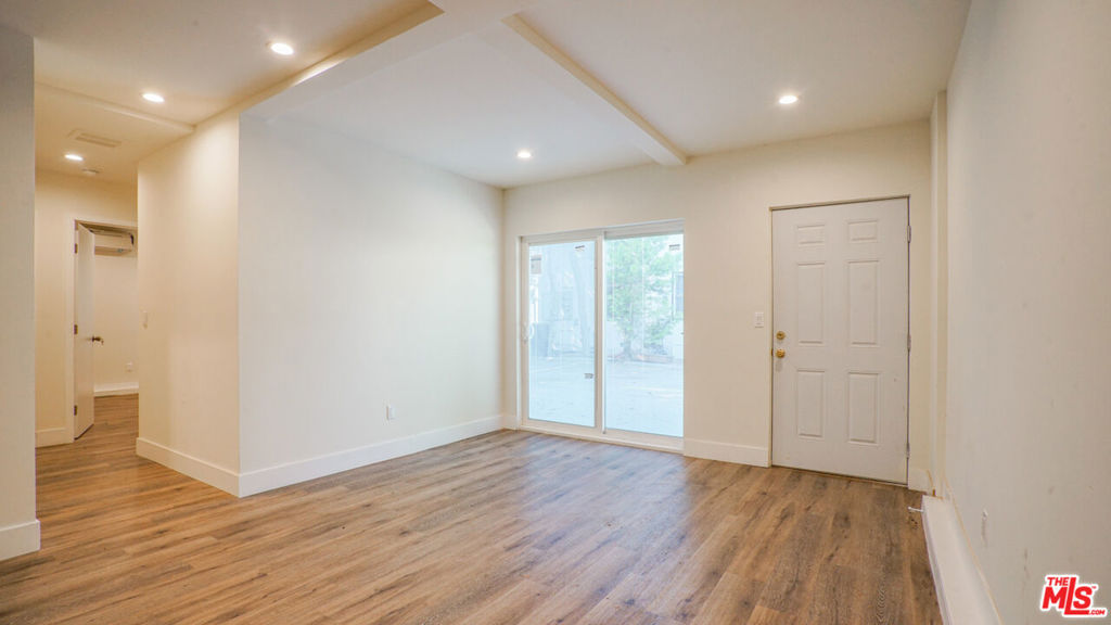 6112 Saturn Street Property Photo 26