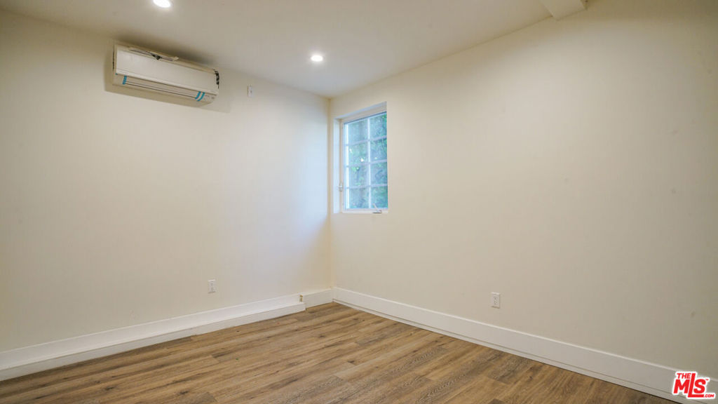 6112 Saturn Street Property Photo 34