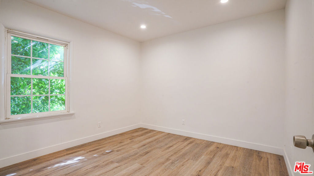 6112 Saturn Street Property Photo 59