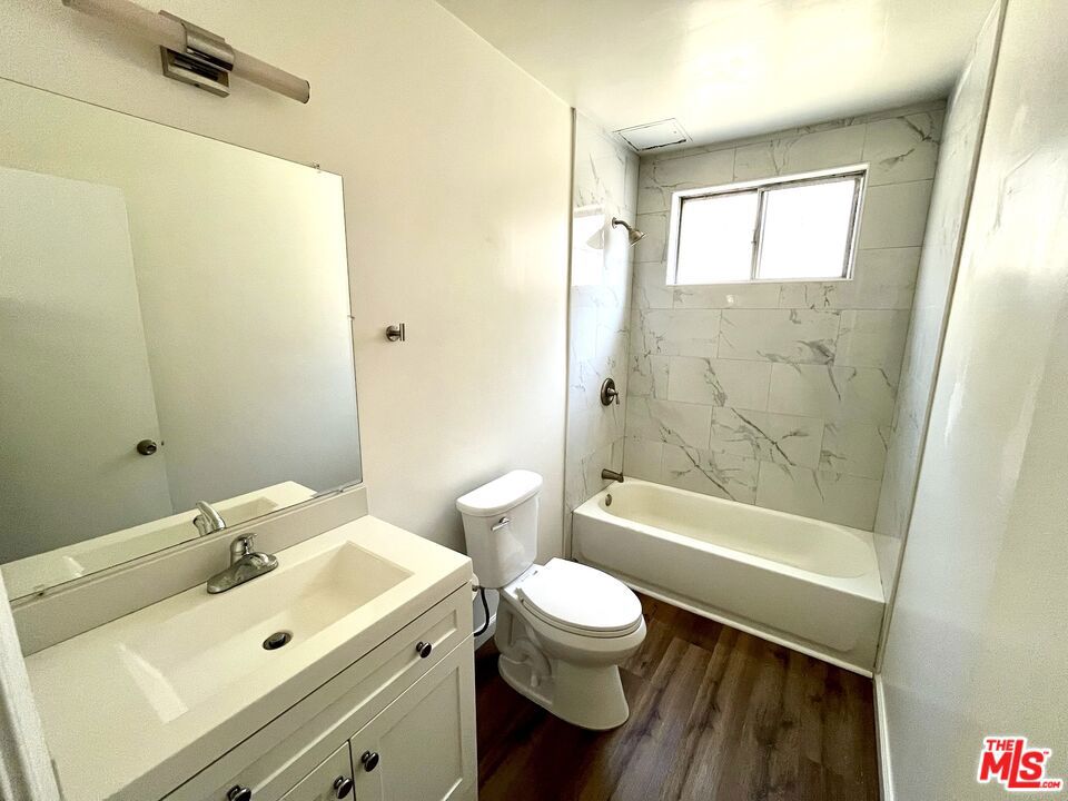 829 Alpine Street 2 Property Photo 9