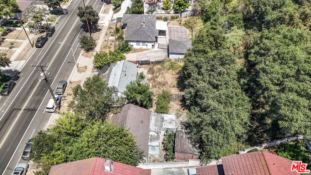 185 Monterey Road Property Photo 8