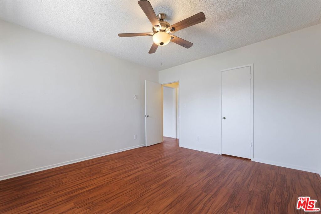 344 S Hobart Boulevard Property Photo 35