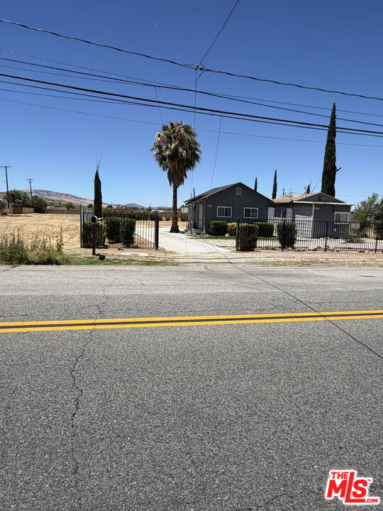 38617 9th Street Property Photo 2