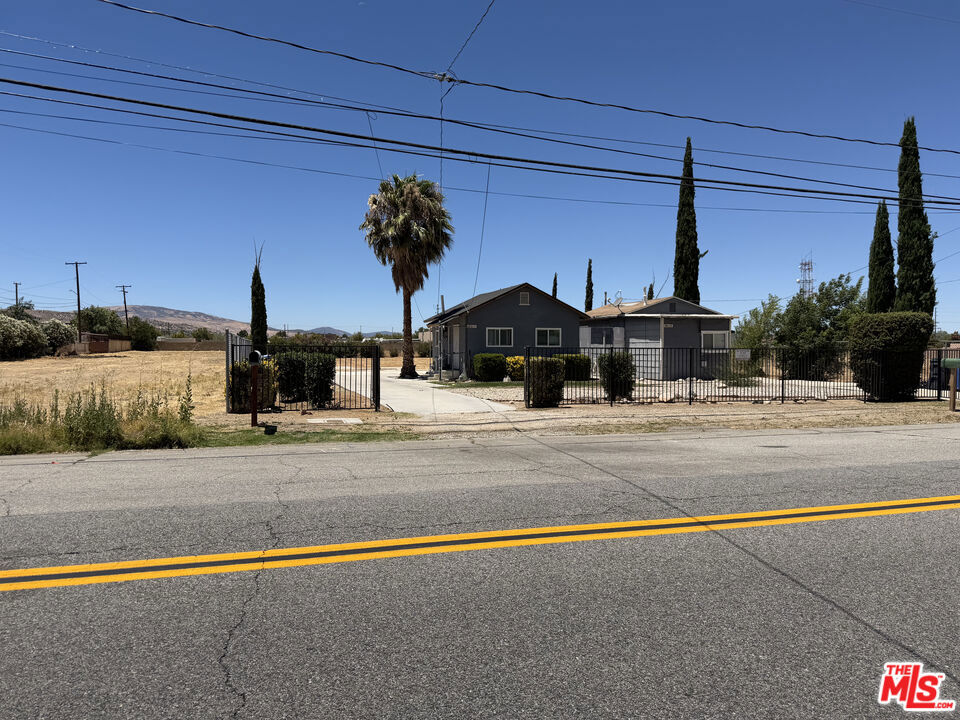 38617 9th Street Property Photo 4
