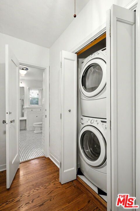 1262 S Burnside Avenue Property Photo 18