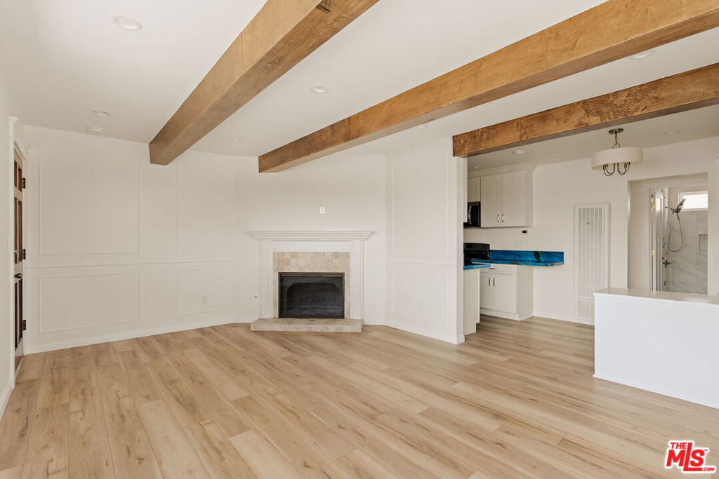 1466 Manhattan Beach Boulevard 4 Property Photo 2