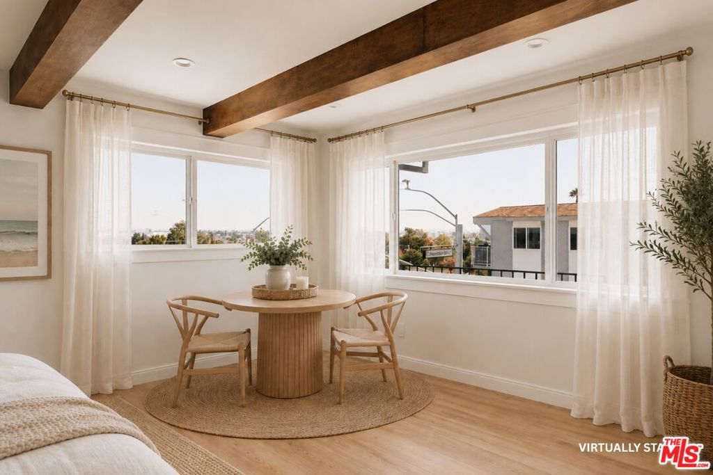 1466 Manhattan Beach Boulevard 4 Property Photo 5