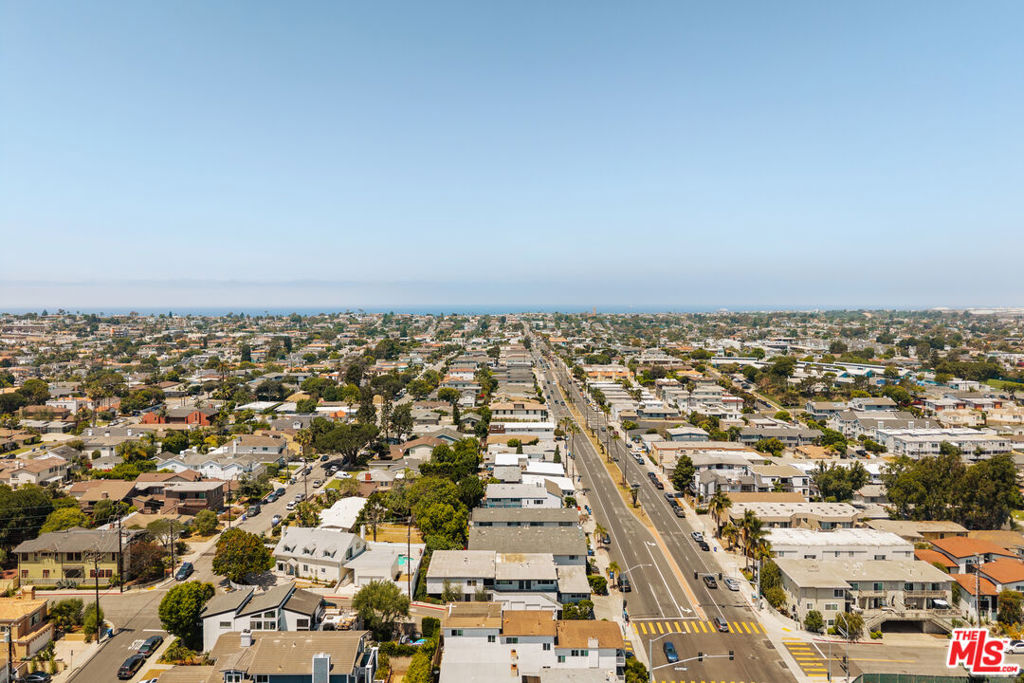 1466 Manhattan Beach Boulevard 4 Property Photo 14