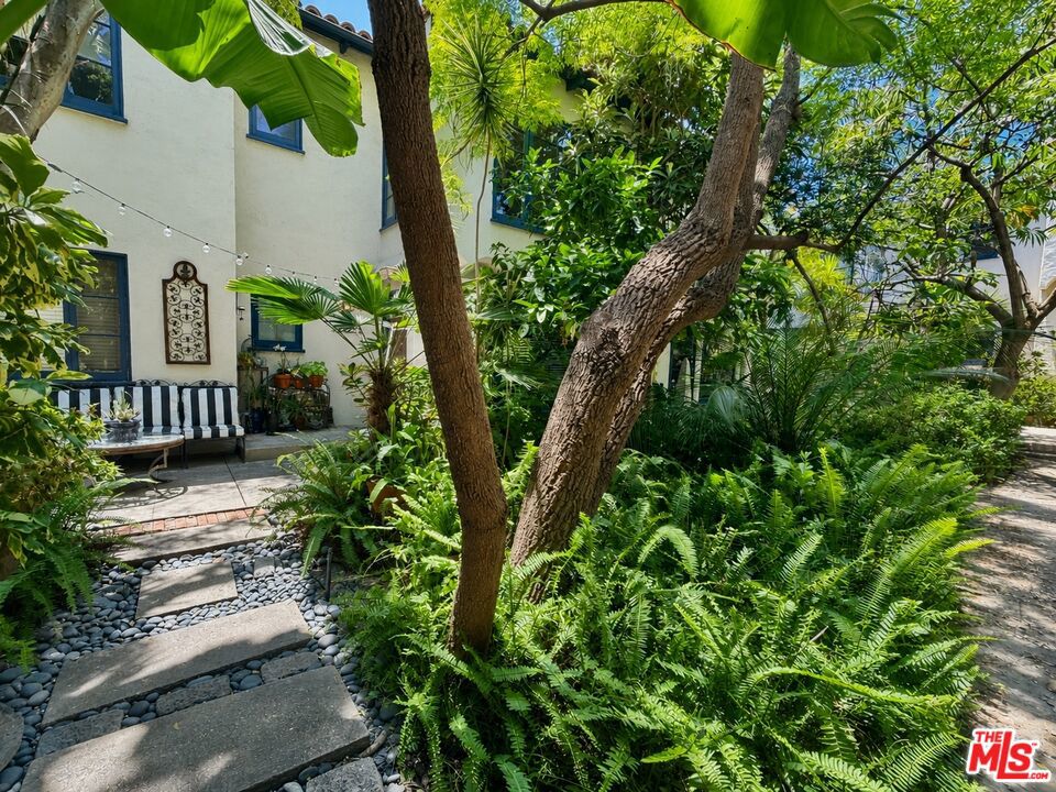 1263 Havenhurst Drive Property Photo 4