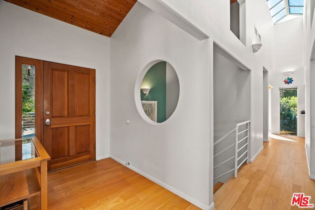 26207 Ingleside Way Property Photo 5