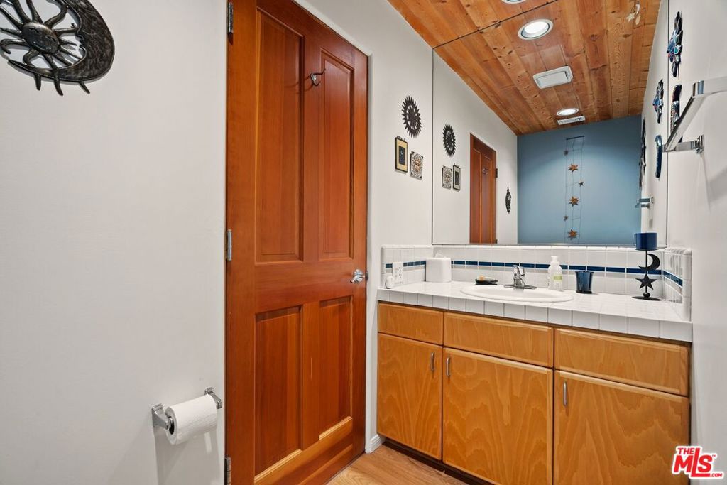 26207 Ingleside Way Property Photo 22
