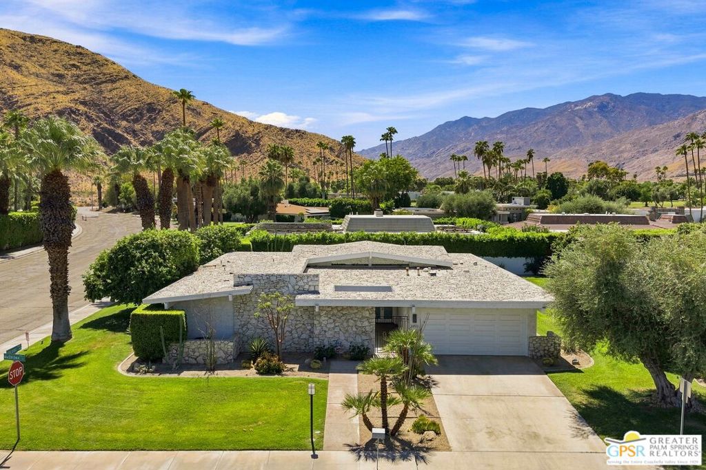2493 S Madrona Drive Property Photo 4