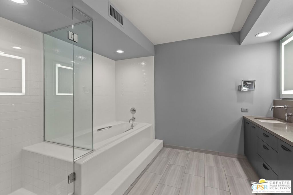 2493 S Madrona Drive Property Photo 23
