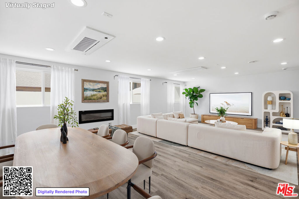11611 Burbank Boulevard Property Photo 3