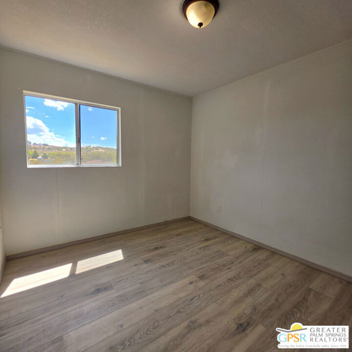 39580 Howard Road Property Photo 17