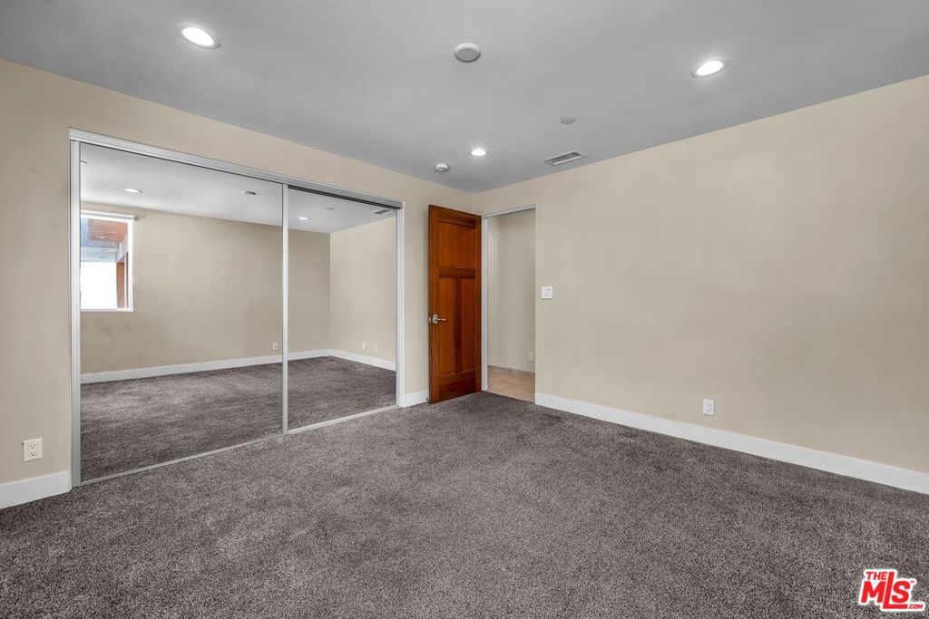 308 Gull Street Property Photo 12