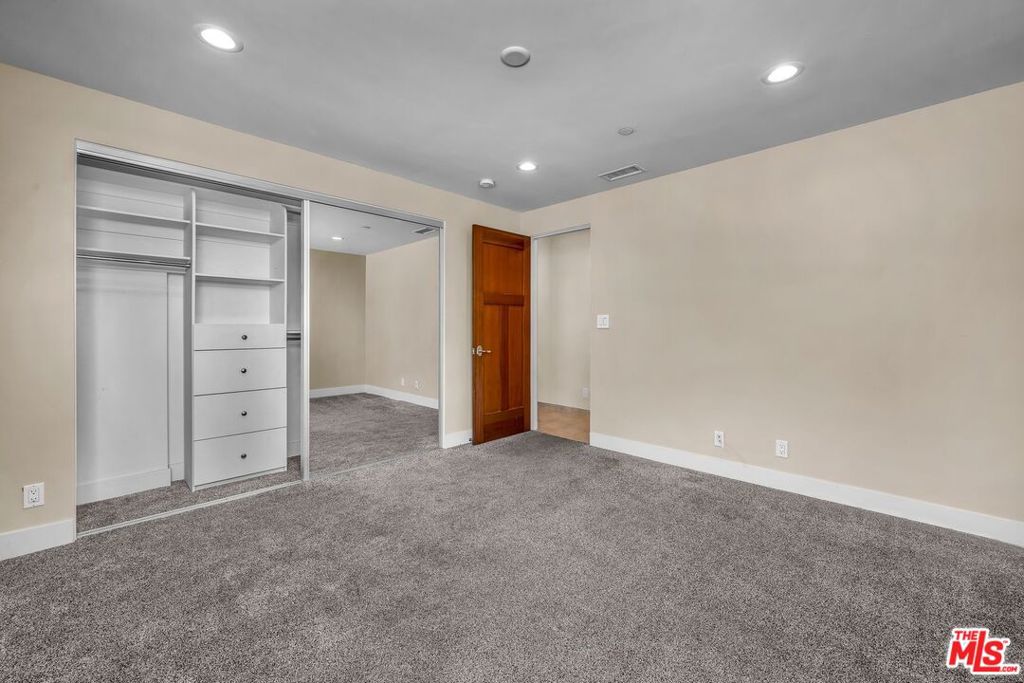 308 Gull Street Property Photo 13