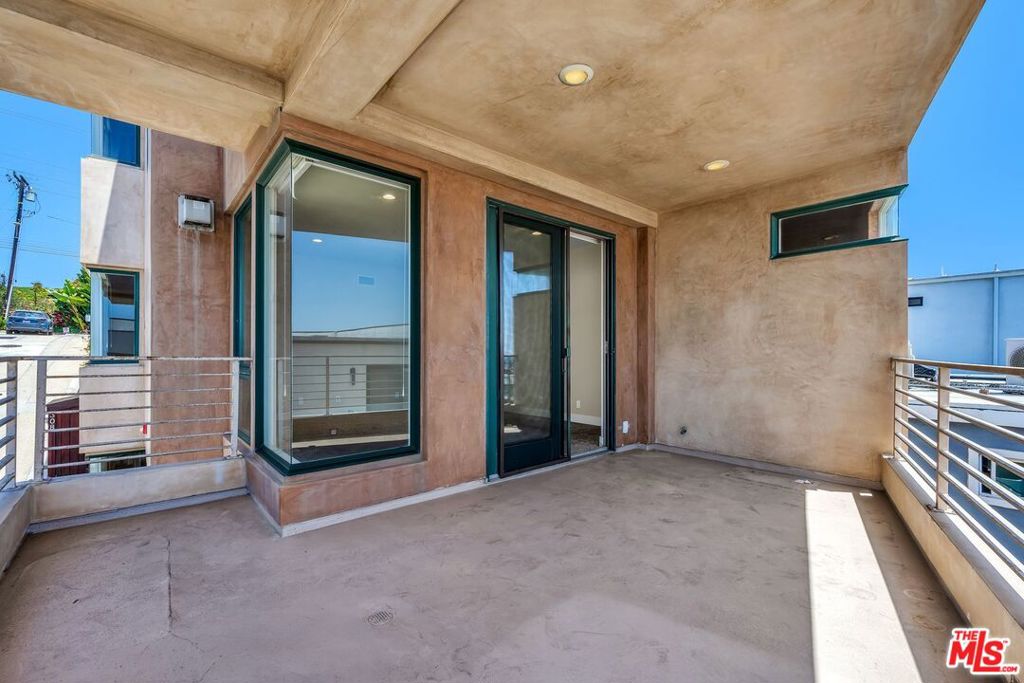 308 Gull Street Property Photo 27