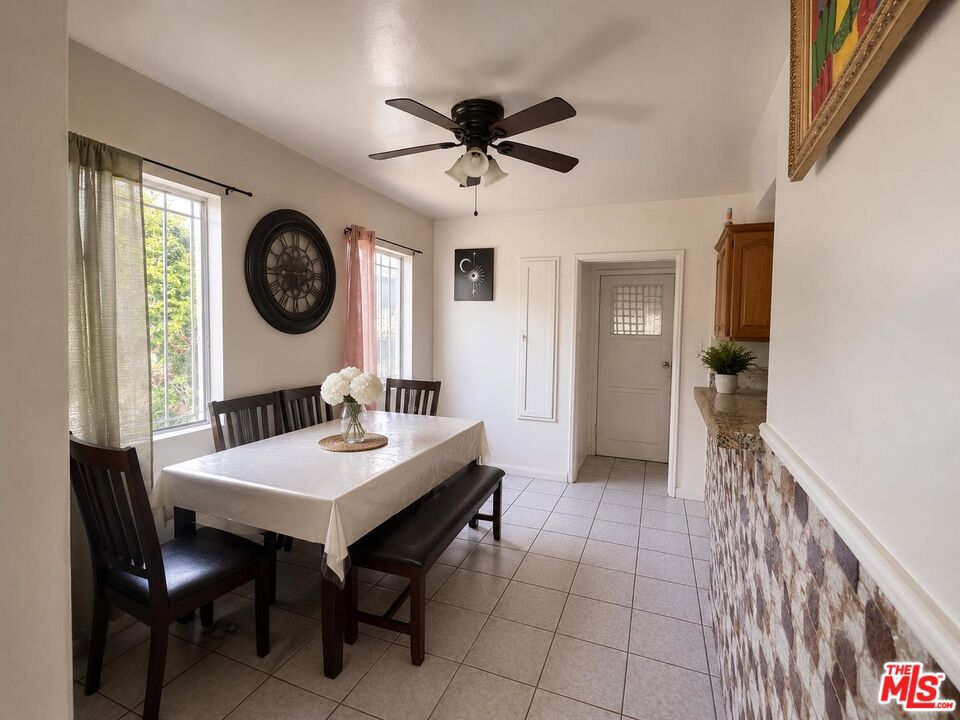 3566 Chesapeake Avenue Property Photo