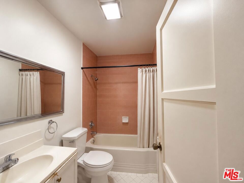 3566 Chesapeake Avenue Property Photo 7
