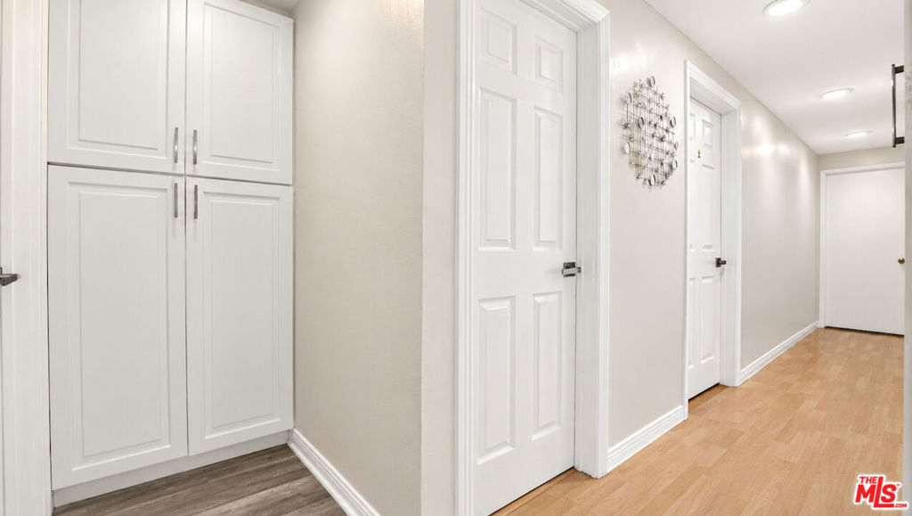 15829 Tupper Street Property Photo 28
