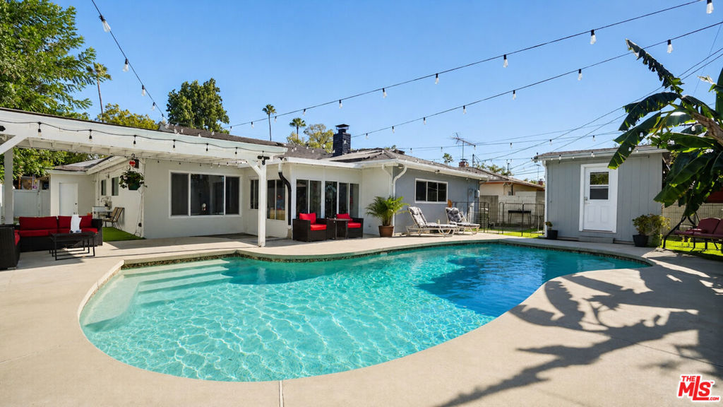 15829 Tupper Street Property Photo 41