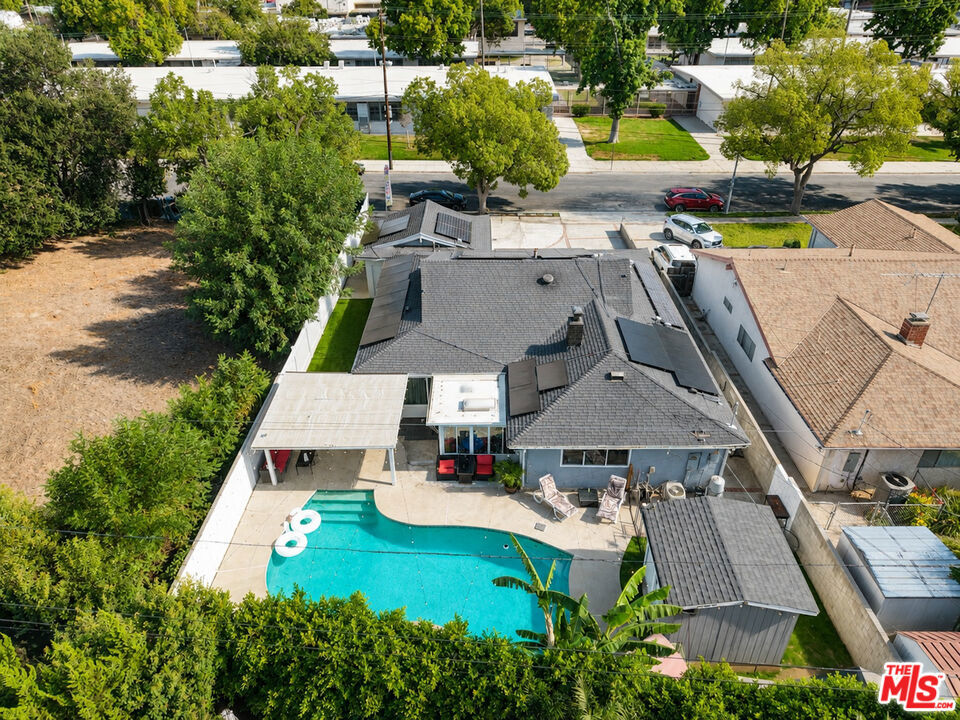 15829 Tupper Street Property Photo 46