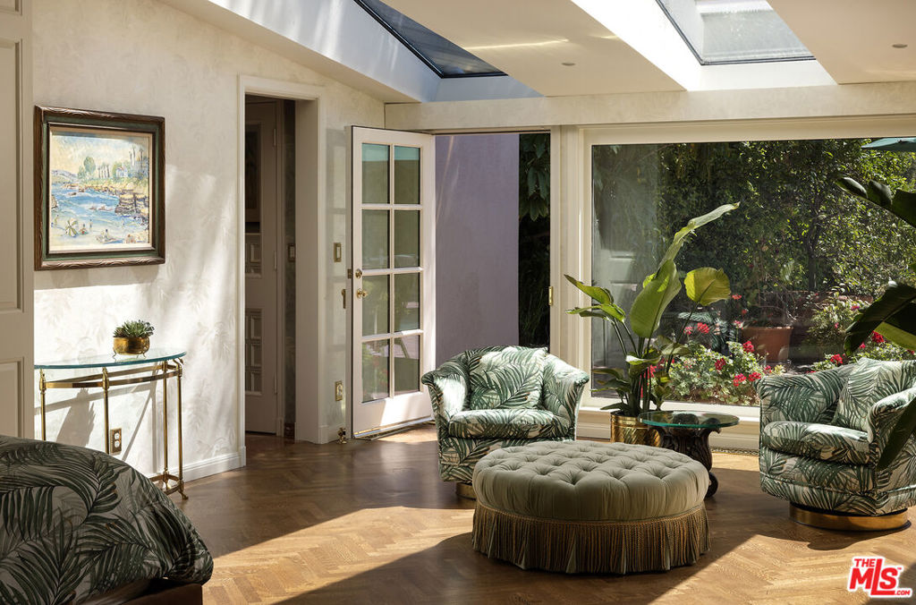 10030 Toluca Lake Avenue Property Photo 19