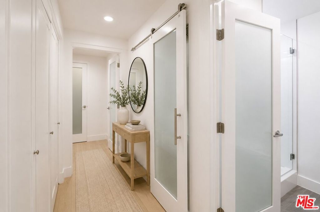 12115 San Vicente Boulevard 107 Property Photo 5