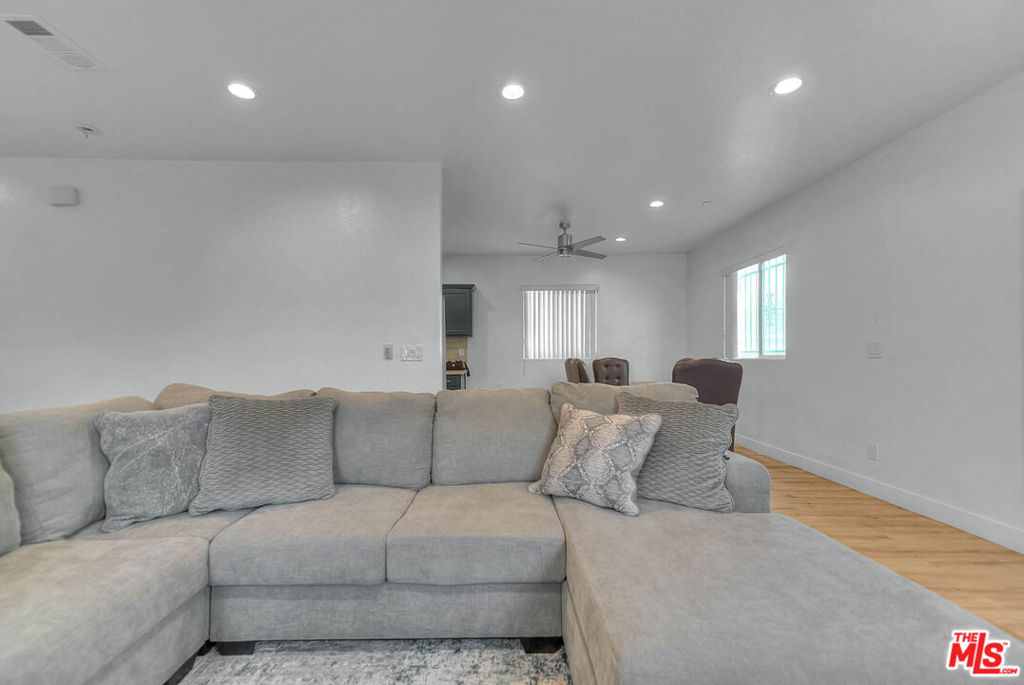 11031 S Burin Avenue Property Photo 12