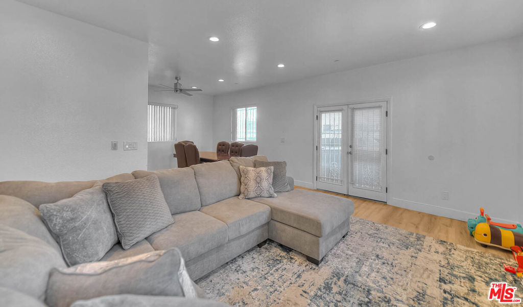 11031 S Burin Avenue Property Photo 14
