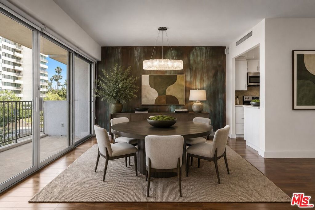 10450 Wilshire Boulevard 4g Property Photo 3