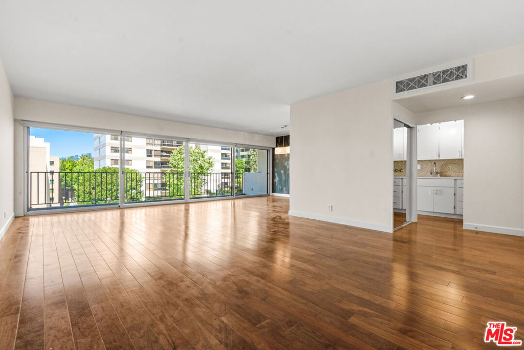 10450 Wilshire Boulevard 4g Property Photo 6
