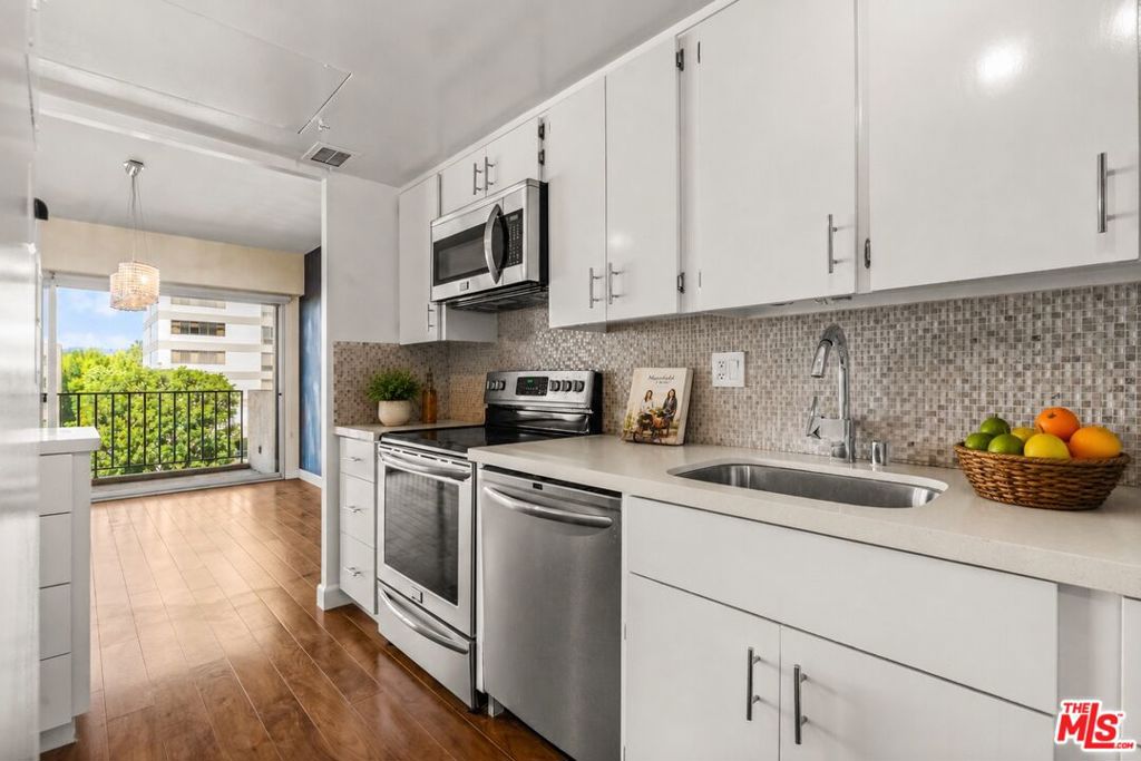 10450 Wilshire Boulevard 4g Property Photo 8