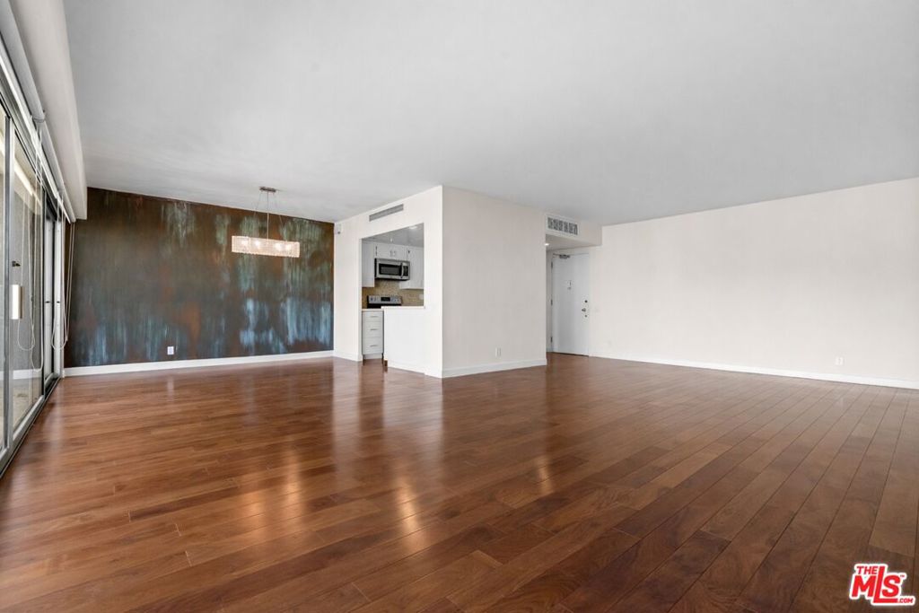 10450 Wilshire Boulevard 4g Property Photo 15