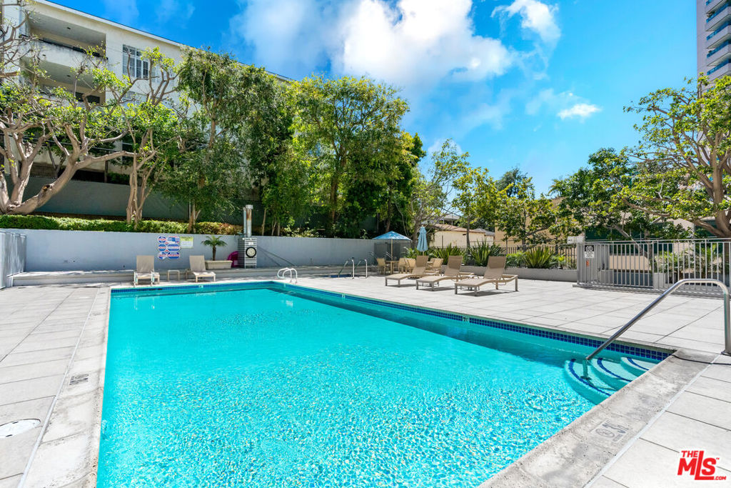 10450 Wilshire Boulevard 4g Property Photo 21