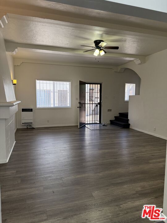 3965 Brighton Avenue 1/4 Property Photo 2