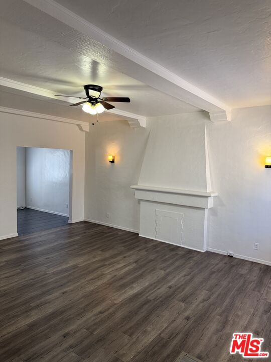 3965 Brighton Avenue 1/4 Property Photo 5