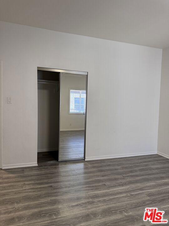 3965 Brighton Avenue 1/4 Property Photo 11