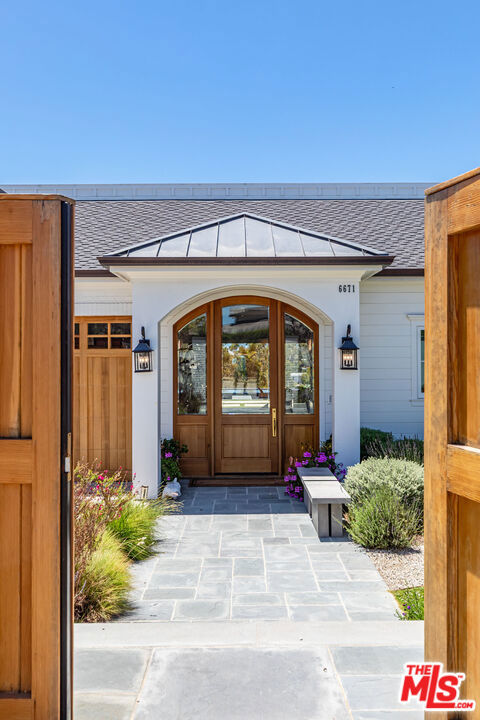 6671 Dume Drive Property Photo 4