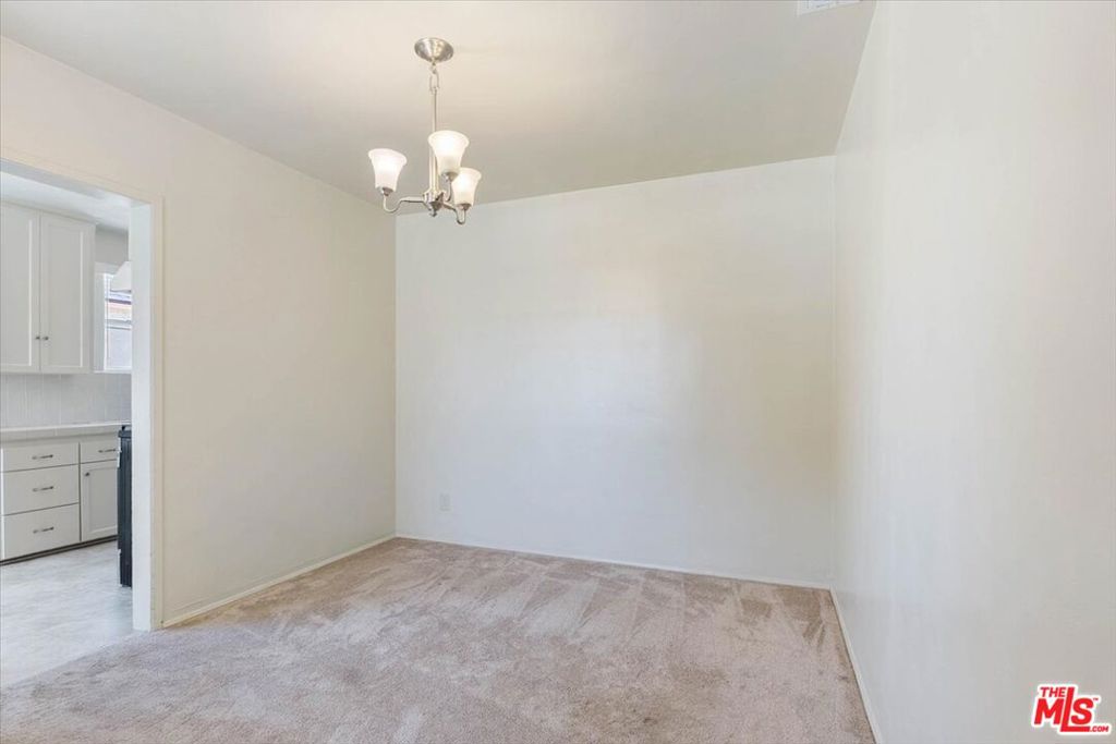 4021 Degnan Boulevard Property Photo 7