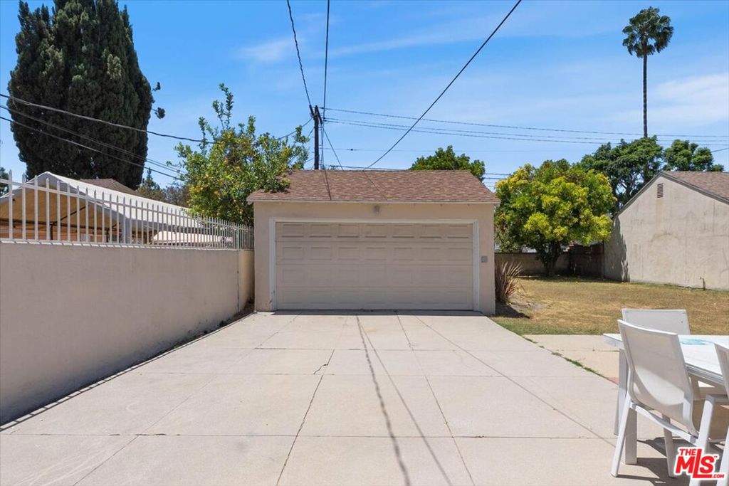4021 Degnan Boulevard Property Photo 22