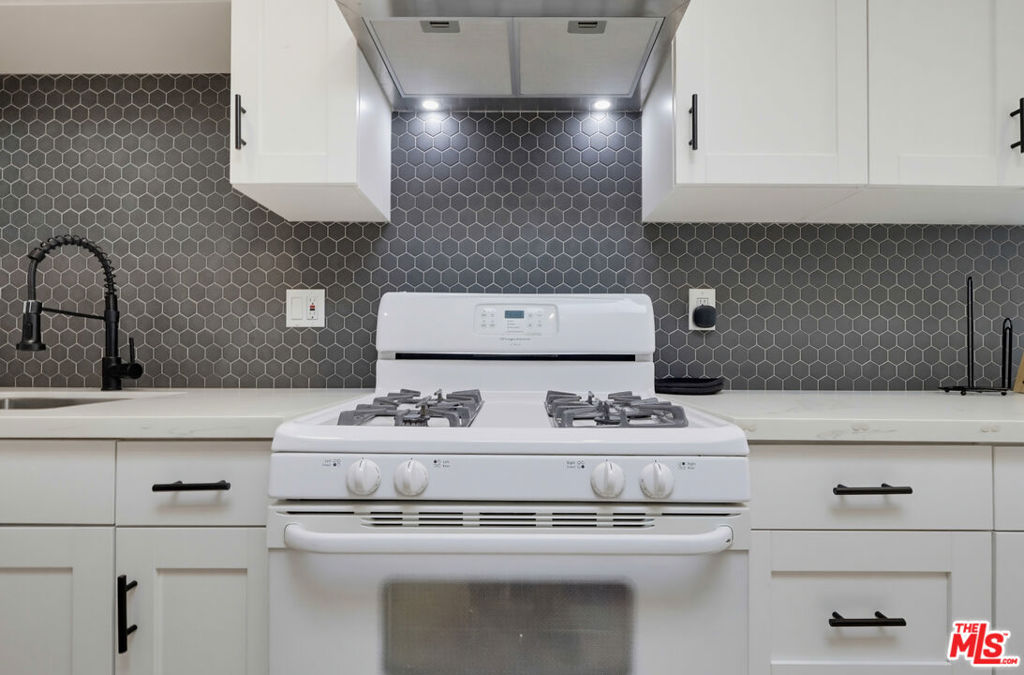2022 W 77th Street Property Photo 67
