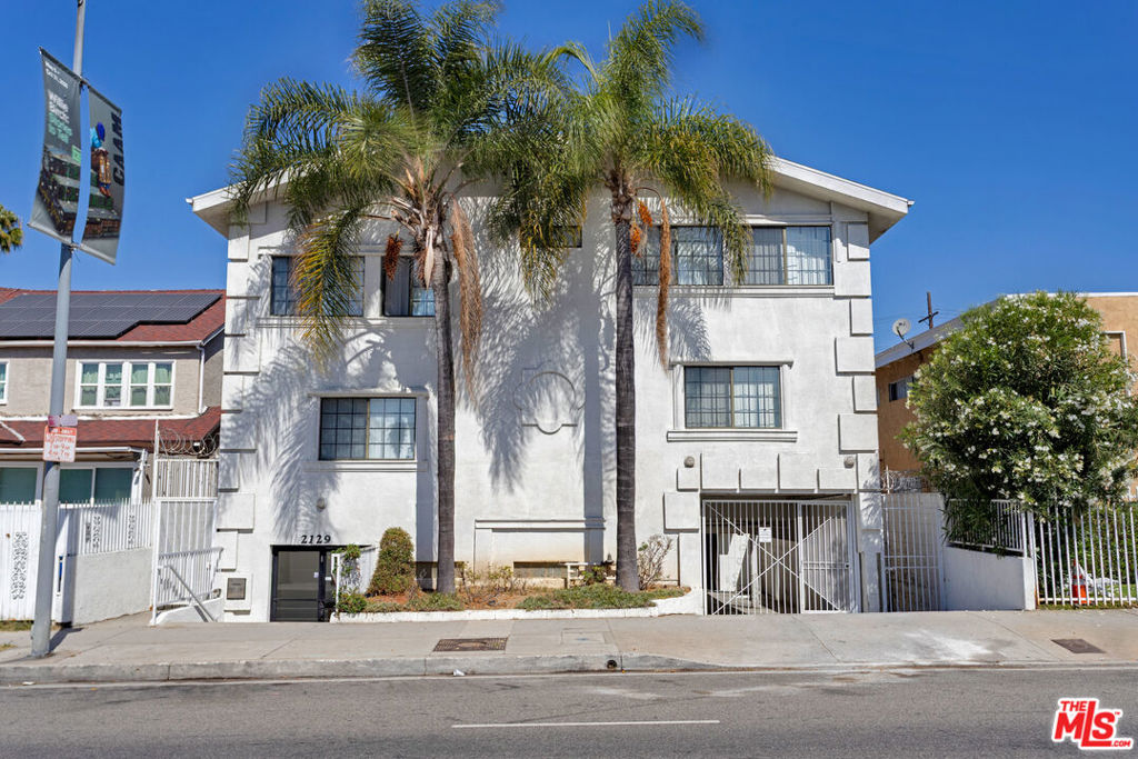 2129 Crenshaw Boulevard Property Photo 1