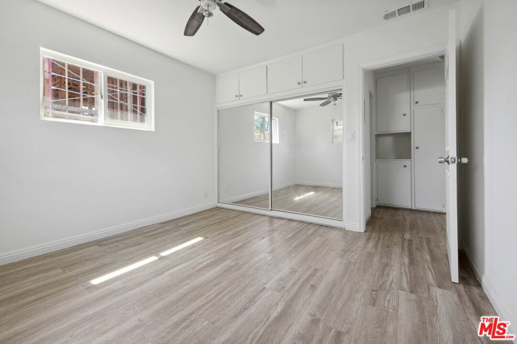 6612 De Longpre Avenue 5 Property Photo 12