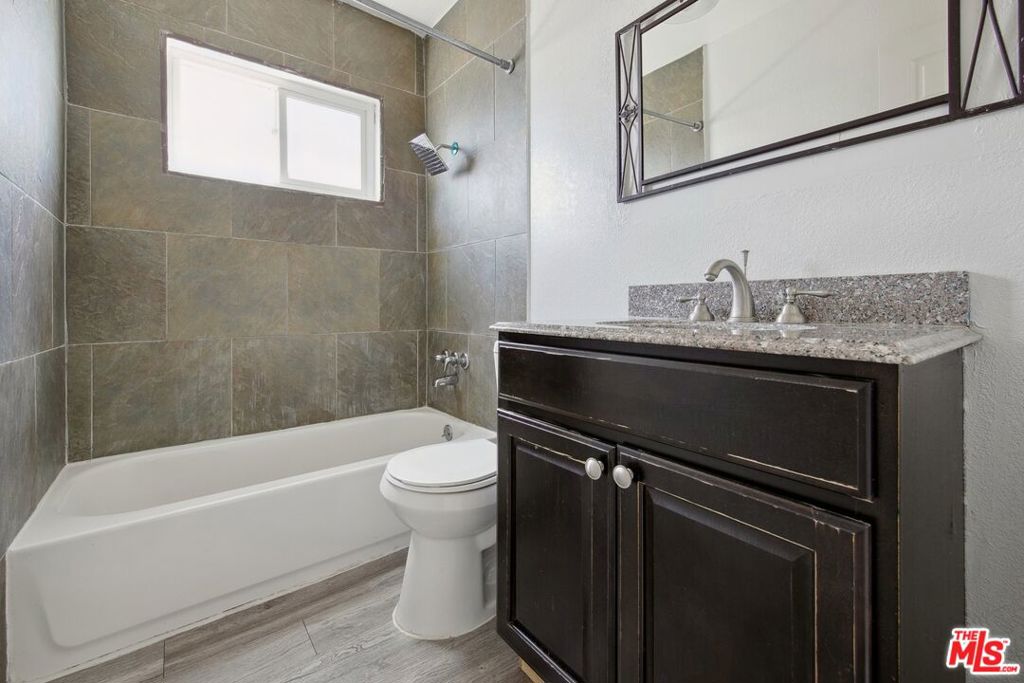 6612 De Longpre Avenue 5 Property Photo 14